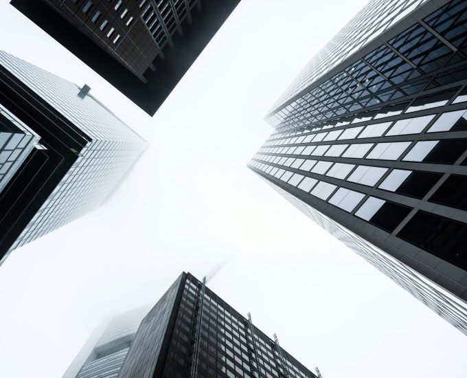 Delivering Large-Scale IT Expertise for a Universal Bank