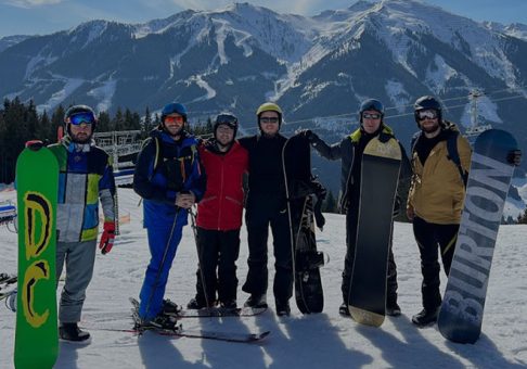 We proudly introduce 1st ITDS club – Ski&Hiking Club!