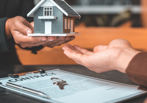 Smooth System Integration and Migration for a Leading Insurance Group